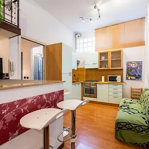  Appartamento Extensive Terrace Navigli Toy Artistic